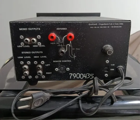 Tuner quasar