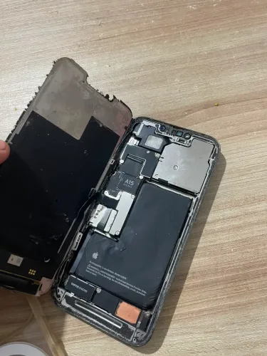 Iphone 13 pro para retirada de peças!!!