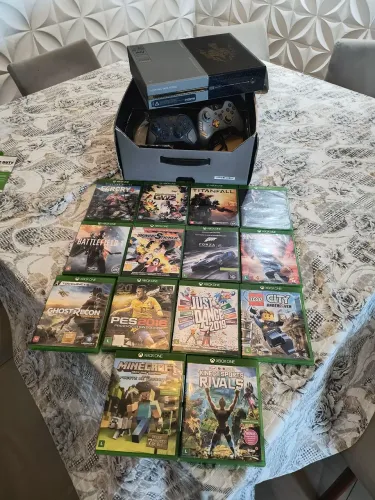 *** Console XBox One COMPLETO + 2 Controles + Cabos + Fonte + 14 jogos ***