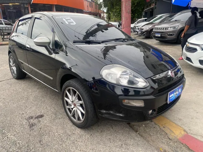 Fiat Punto Attractive 1.4 Fire Flex 8V 5P 2013
