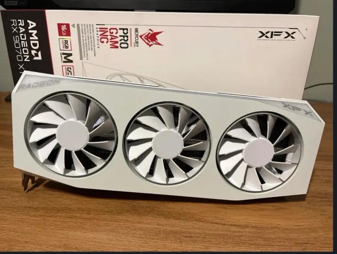 Radeon XFX Mercury 9070XT pro gaming 16gb