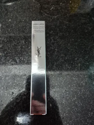 Máscara de cilios YVES SAINT LAURENT