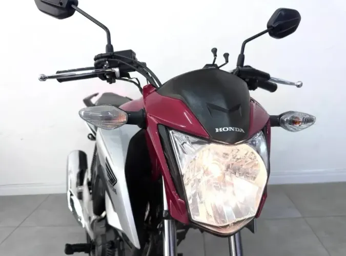 Titan 160 2024 para parcelar