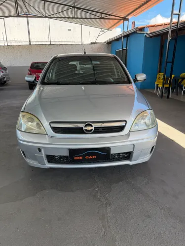 Chevrolet Corsa Hat. Premium 1.4 8V Econoflex 5P 2010