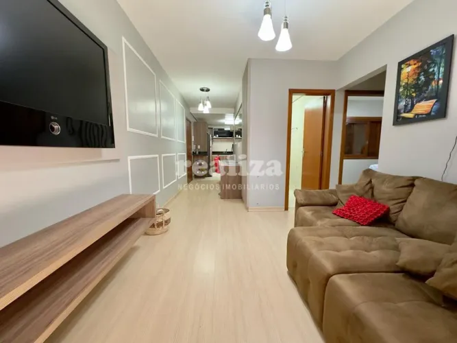 REALIZA VENDE APARTAMENTO 2 DORMITORIOS NO CENTRO