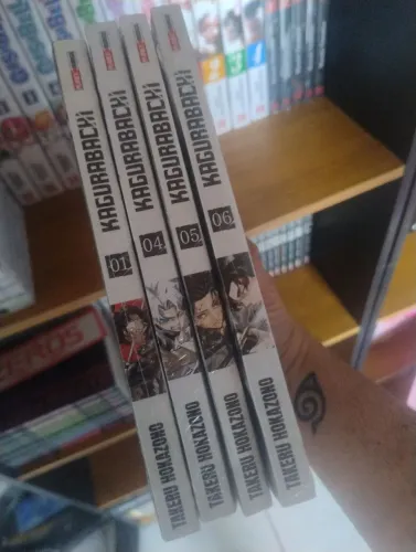 Mangás Kagurabachi Lacrados