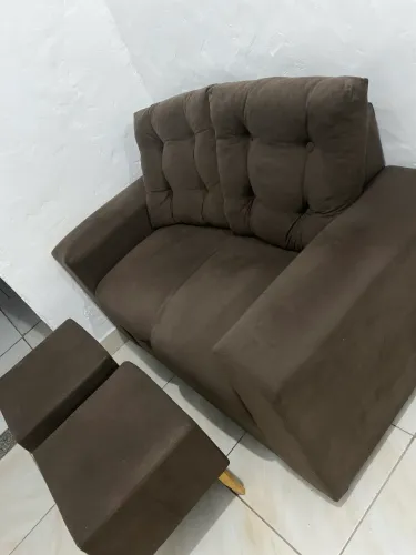 Vende sofá semi novo
