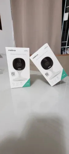 2 Câmera Intelbras mibo 300 as 2