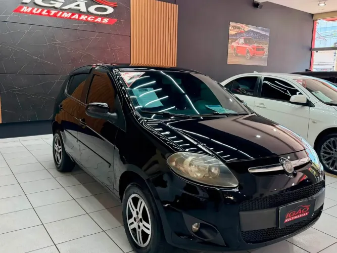 Fiat Palio Attractive 1.0 EVO Fire Flex 8V 5P 2013