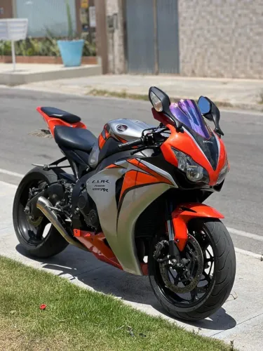 CBR1000rr 2011 fireblade 