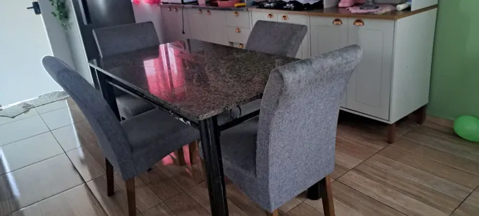 Mesa tampo de mármore usada