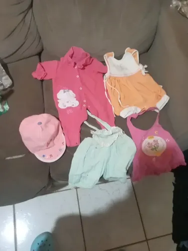 Roupinhas de bebê por preço baixo (meninas)