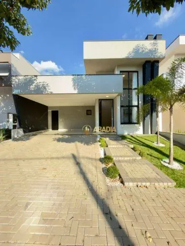 Casa com 3 dormitórios à venda, 167 m² por R$ 1.680.000,00 - Condomínio Residencial Club P