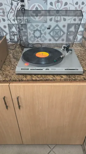 Toca disco téchnics SL-D303 leia o anúncio