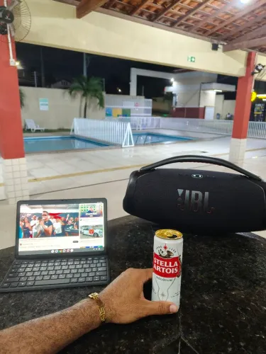 Caixa de som JBL bombox 3