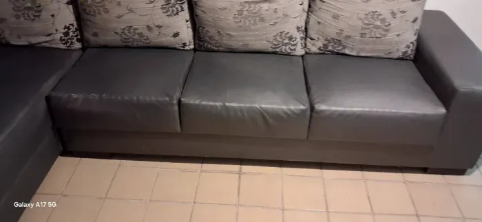 Sofá a venda