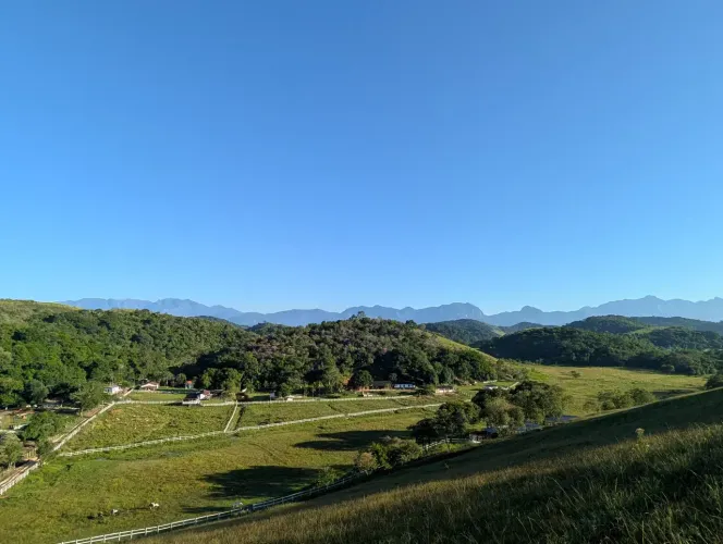 Fazenda/Sítio/Chácara para venda tem 200 metros quadrados com 9 quartos