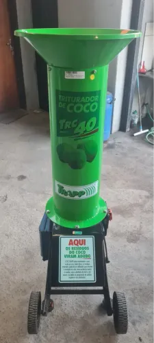 Máquina Triturador de Coco - Ideal para Produção de Adubo Orgânico