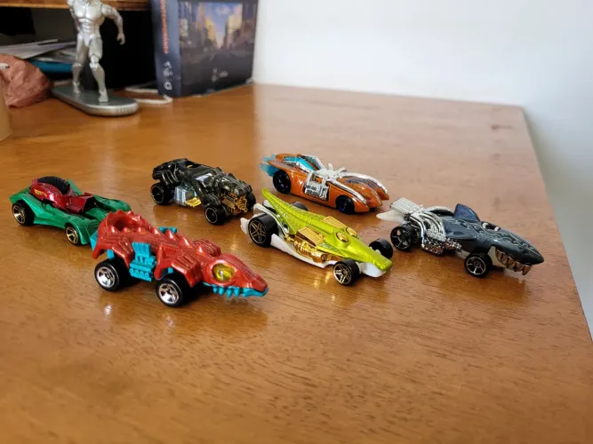 Lote #05/ Hotweels loose animais - 6 minis