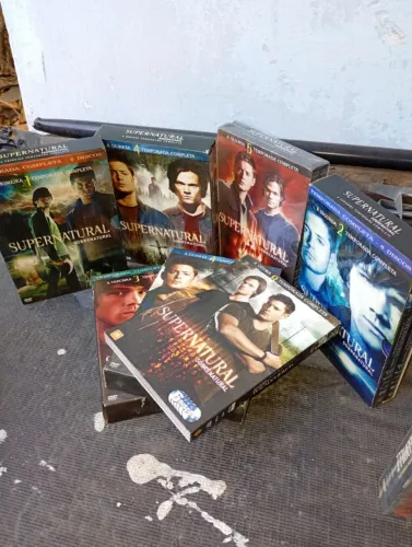 Coleção de DVD´s seriado Supernatural