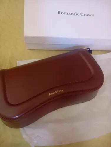 Bolsa marrom ?