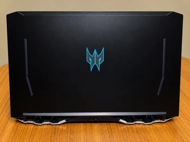 ACER PREDATOR HELIOS 300 i7 + RTX 2070 8GB + 32GB RAM + SSD NVMe + Tela 144Hz