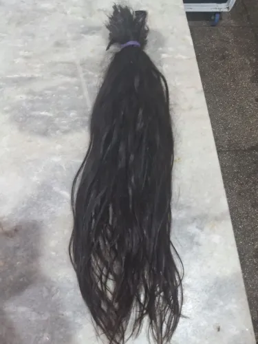 Cabelo humano meio ondulado 