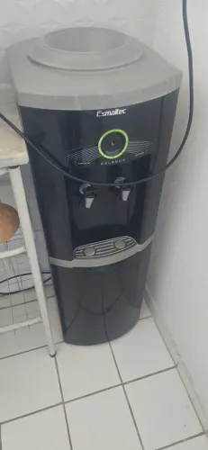 Gelaagua esmaltec semi-novo