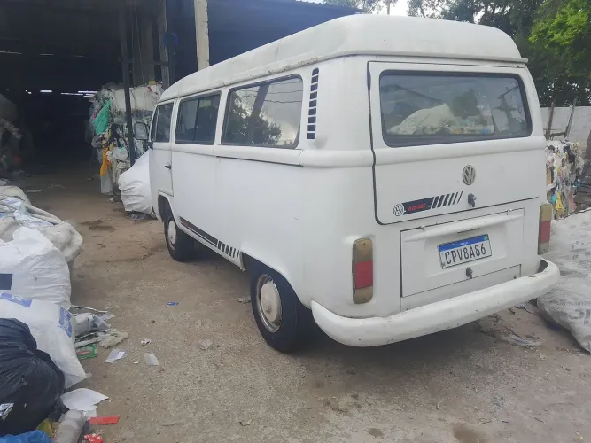 Volkswagen Kombi Standard/ Luxo/ Serie Prata 2001