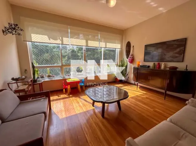 Apartamento : / Residencial / Botafogo