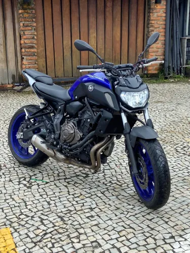 Yamaha MT07 2021 mt07 2021 apenas 7.000 Quilômetros 