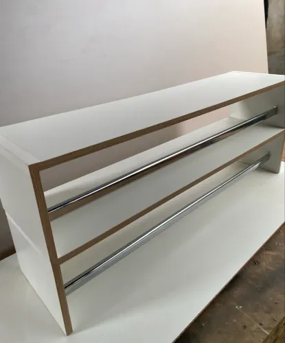 2 araras de mdf branco