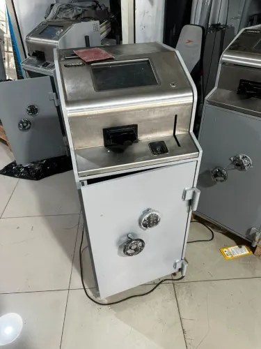 Cofre Inteligente Diebold - Equipamento para Gestão de Numerário