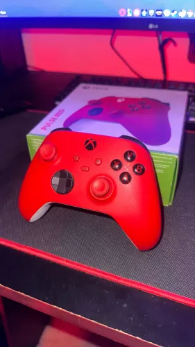 Controle Pulse Red Xbox Series X/S, One, PC