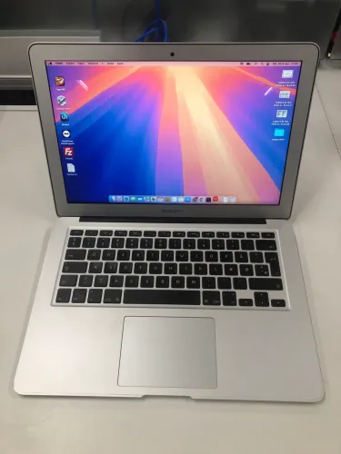 MacBook