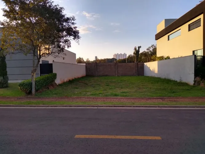 Terreno à venda No Condomínio Alphaville, 373 m² por R$ 1.385.000,00 - Vivendas Do Arvored