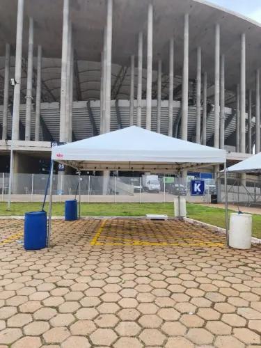 Venda de Tendas ajustáveis - Flexibilidade e segurança para seu evento.
