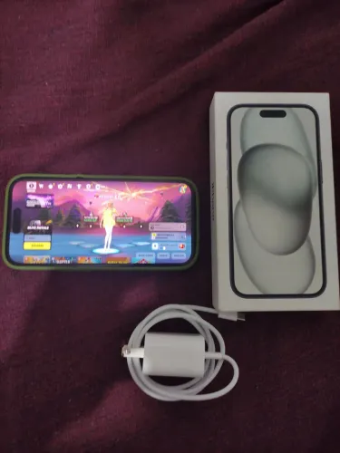 iPhone 15 preto 128 gb - aceito trocas