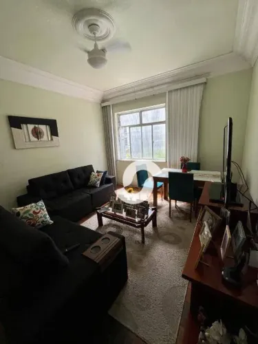 Esplêndido apartamento estrategicamente situado na quadra da deslumbrante praia de Icarai.