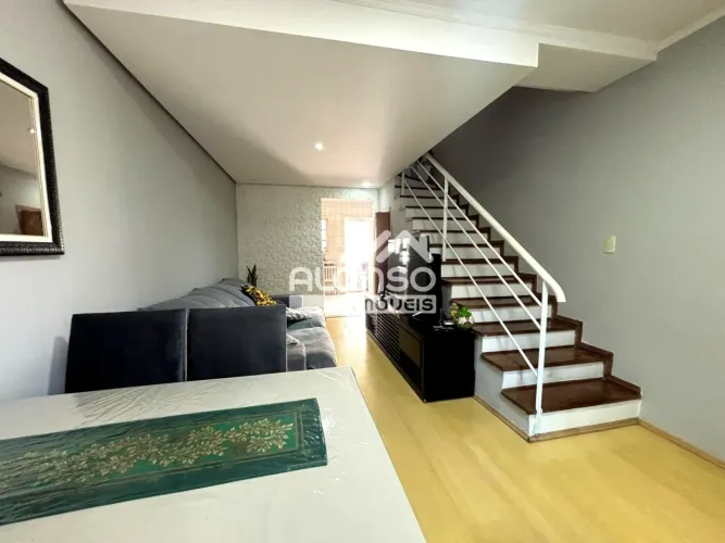 Granja Viana: Oportunidade Única de Casa em Condomínio com Ótimo Custo-Benefício!
