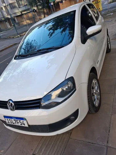 Volkswagen Fox 1.0 MI Total Flex 8V 5P 2012
