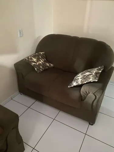 Vendo sofá por 400 reais