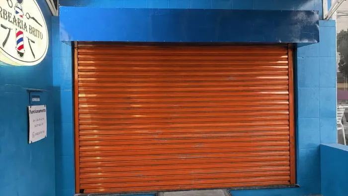 Porta de ferro usada