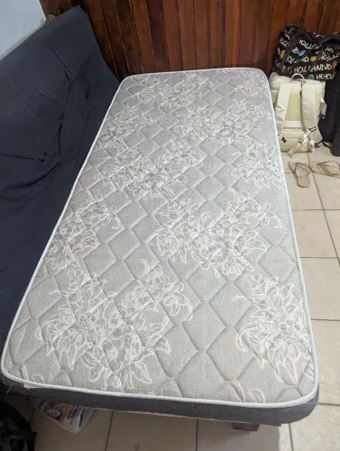 Colchao solteiro ortopedico D60 otimo estado motivo mudança brinde pallets