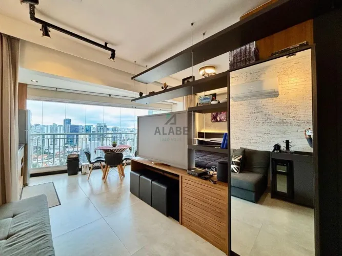 Studio Mobiliado em Pinheiros -com 34m² ce 2 Vagas de garagem