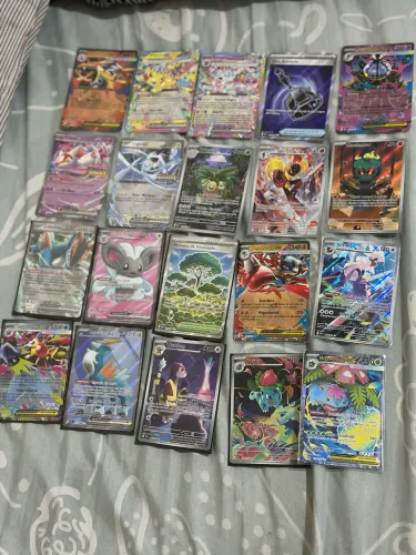 Lote de cartas Pokémon