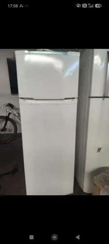 Vendo duas geladeiras