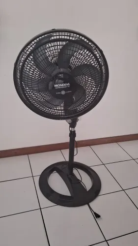 Ventilador de Coluna Mondial 40cm usado