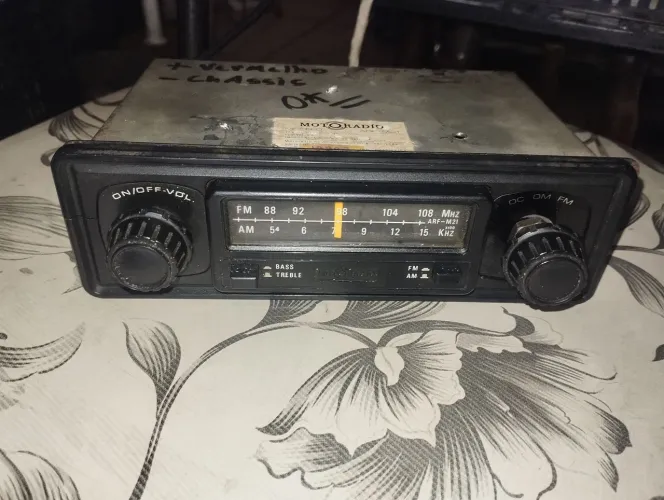Rádio motoradio antigo AM FM, pra veículos antigos.