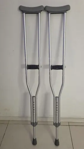 Muleta axilar aluminio mercur